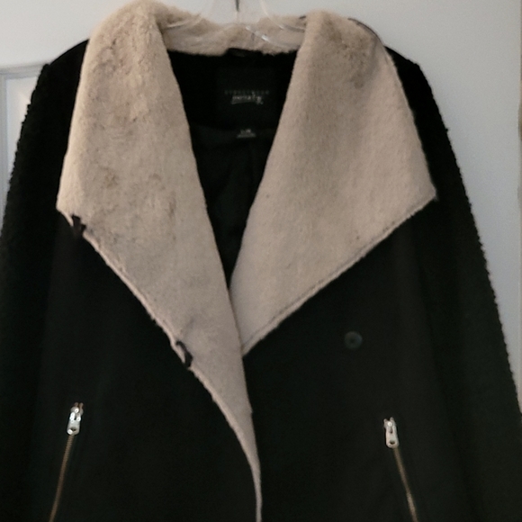 Trench coat - Picture 1 of 3